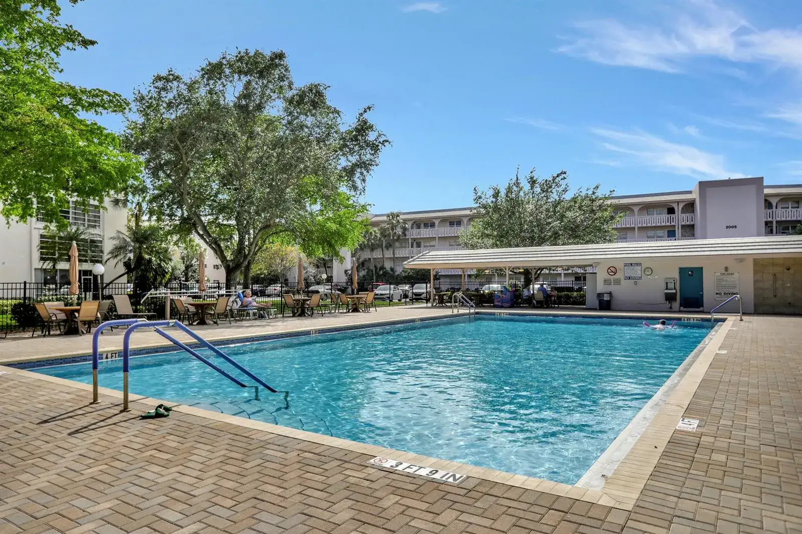 2002 Granada Drive # E1, Coconut Creek FL 33066 photo 3