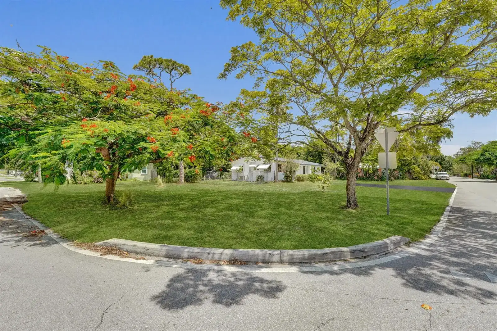 611 SW 7TH Street, Fort Lauderdale FL 33315 photo 5