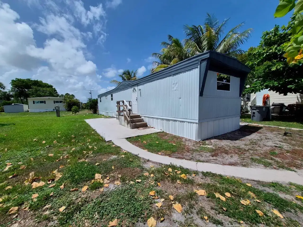 2407 NW 20th Avenue, Boynton Beach FL 33436 photo 5