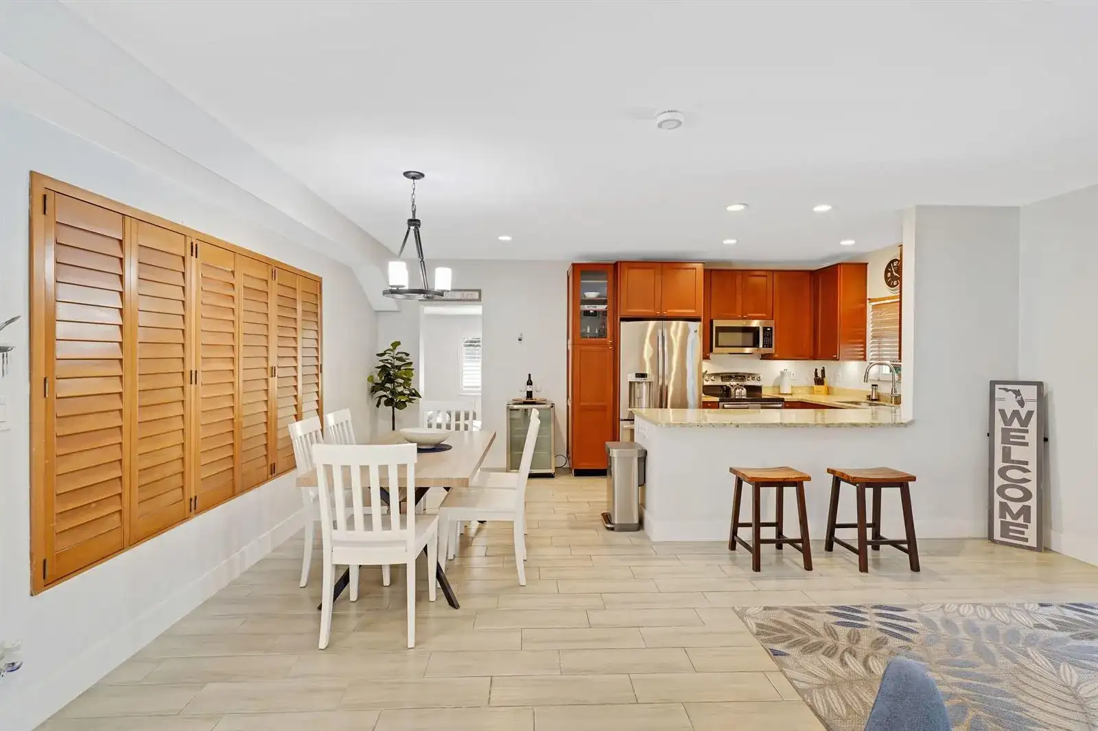 401 NW 21ST Court, Wilton Manors FL 33311 photo 4