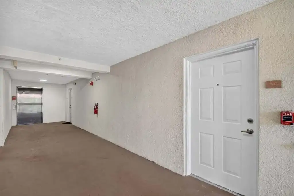 6760 Heritage Grande, Boynton Beach FL 33437 photo 3