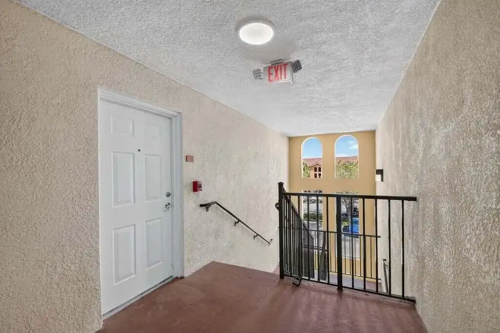 6760 Heritage Grande, Boynton Beach FL 33437 photo 4