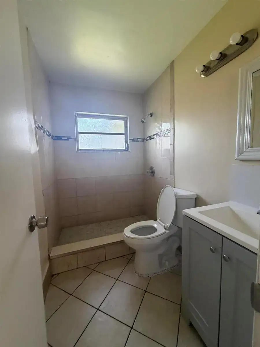 4161 Sherri Court, Lake Worth FL 33461 photo 4