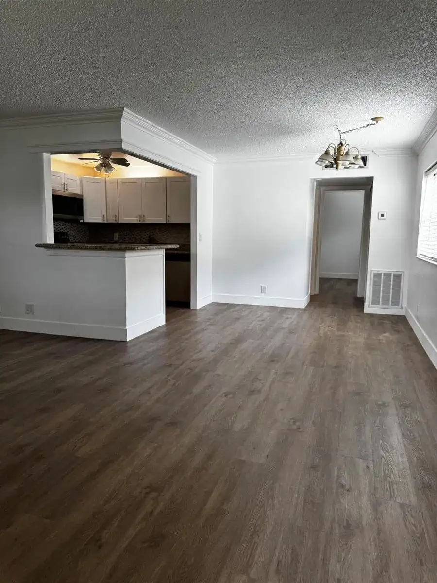 103 SAXONY C, Delray Beach FL 33446 photo 4