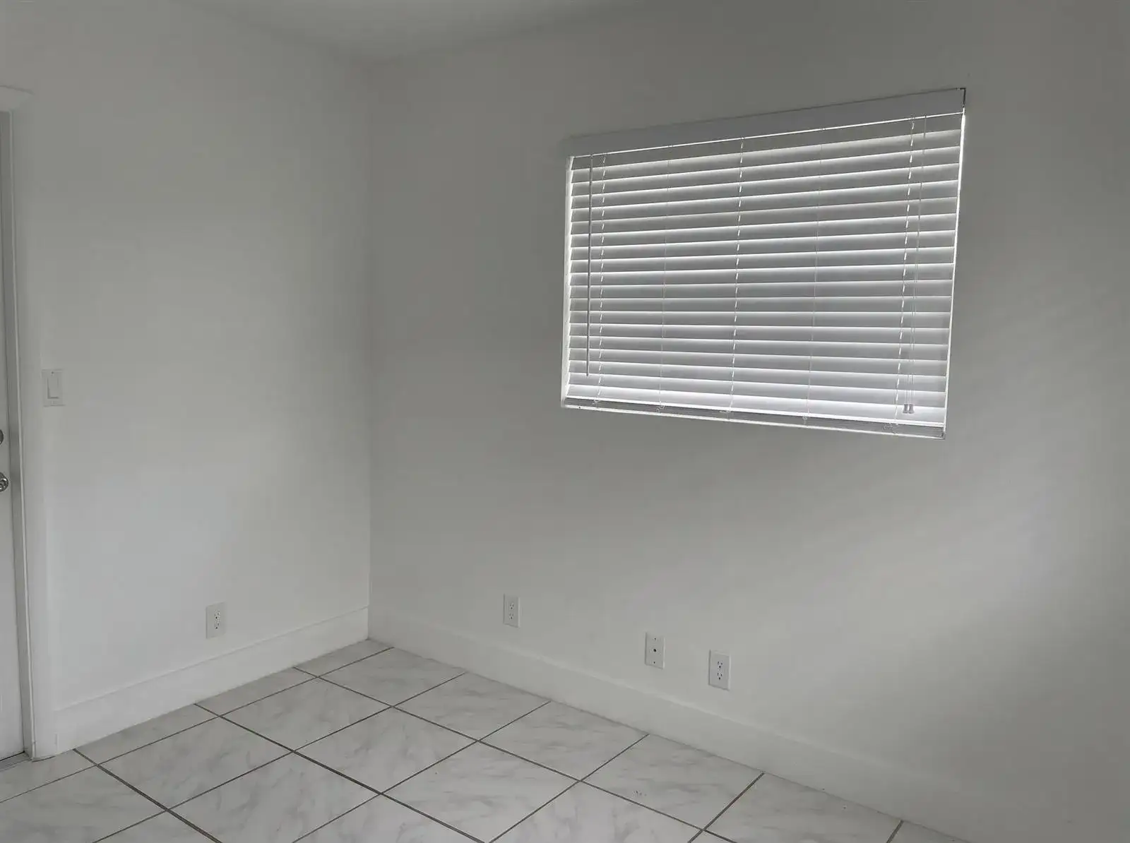 141 NW 4th Avenue # 3, Fort Lauderdale FL 33311 photo 2