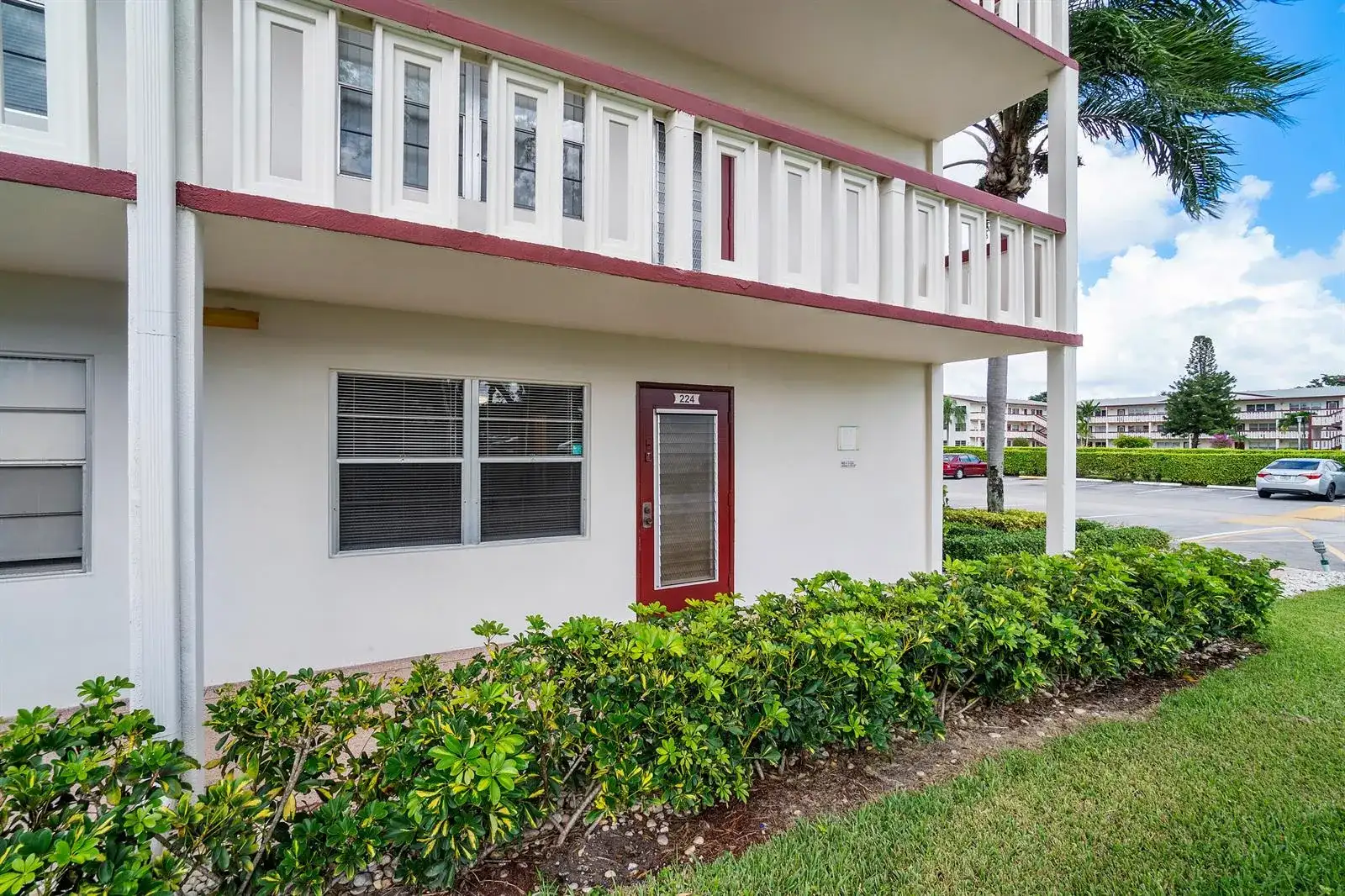 224 Fanshaw F, Boca Raton FL 33434 photo 2