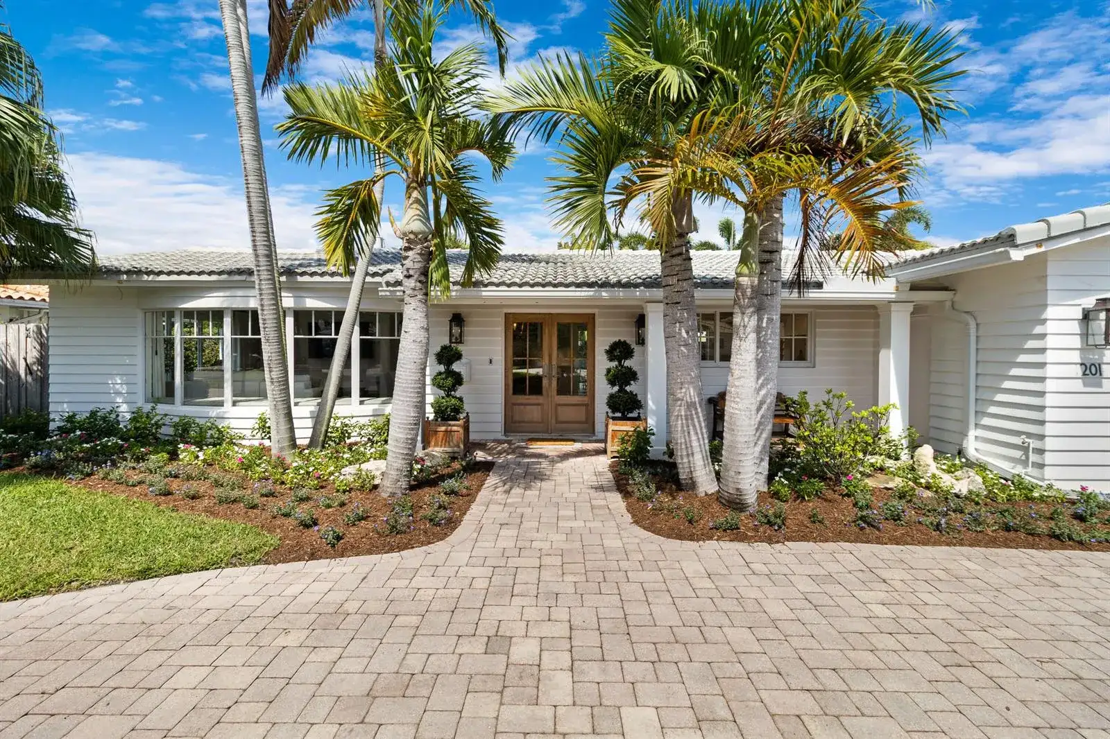 4201 NE 29TH Avenue, Fort Lauderdale FL 33308 photo 2