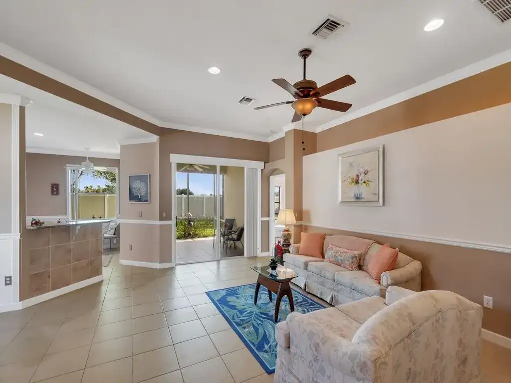 3153 ASHFORD Square, Vero Beach FL 32966 photo 5