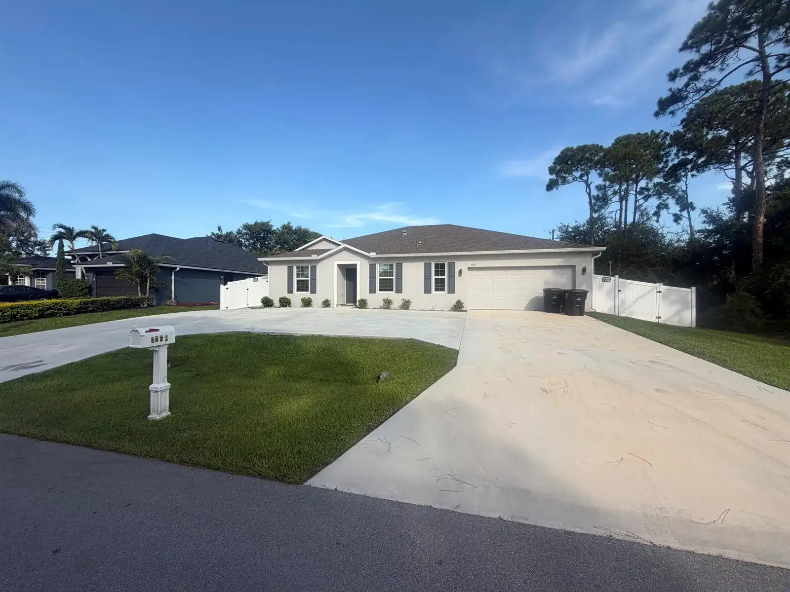 3250 SW COHUTTA Street, Port St. Lucie FL 34953 photo 2