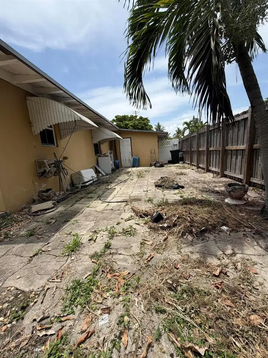 406 NE 18TH Avenue, Pompano Beach FL 33060 photo 4