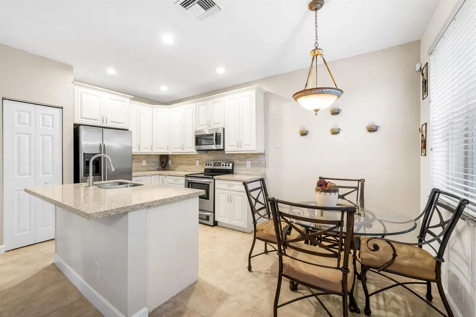 5106 Heron Court, Coconut Creek FL 33073 photo 3