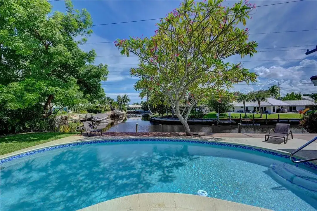 840 SW 7TH Street, Boca Raton FL 33486 photo 2