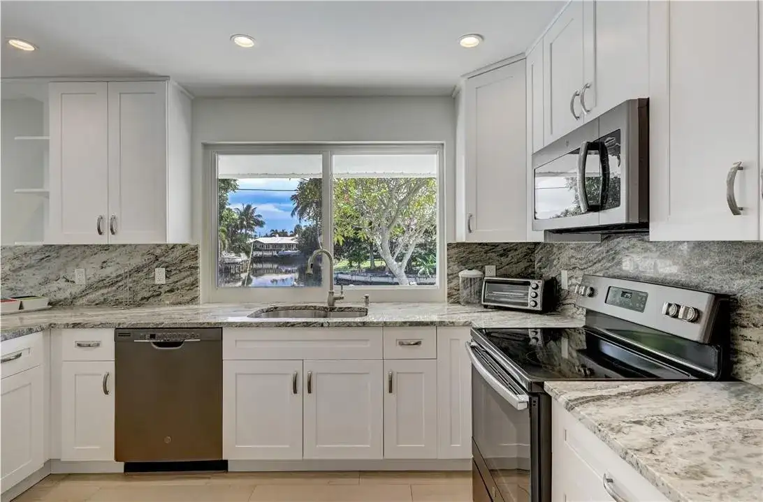 840 SW 7TH Street, Boca Raton FL 33486 photo 3
