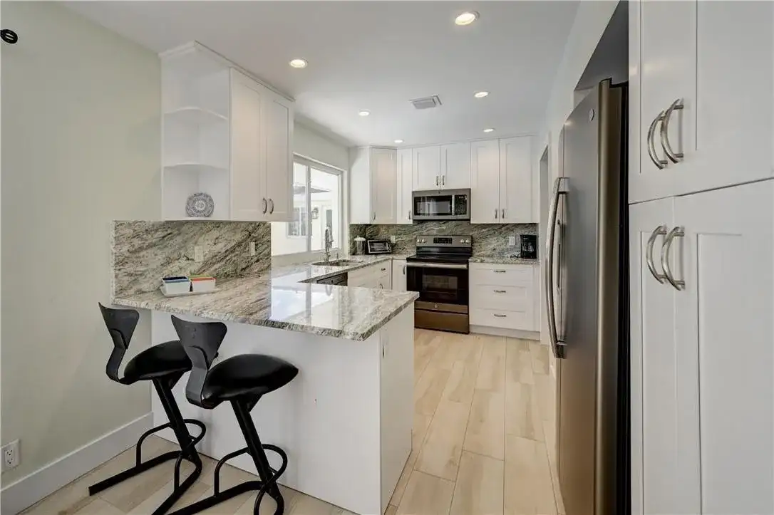 840 SW 7TH Street, Boca Raton FL 33486 photo 4