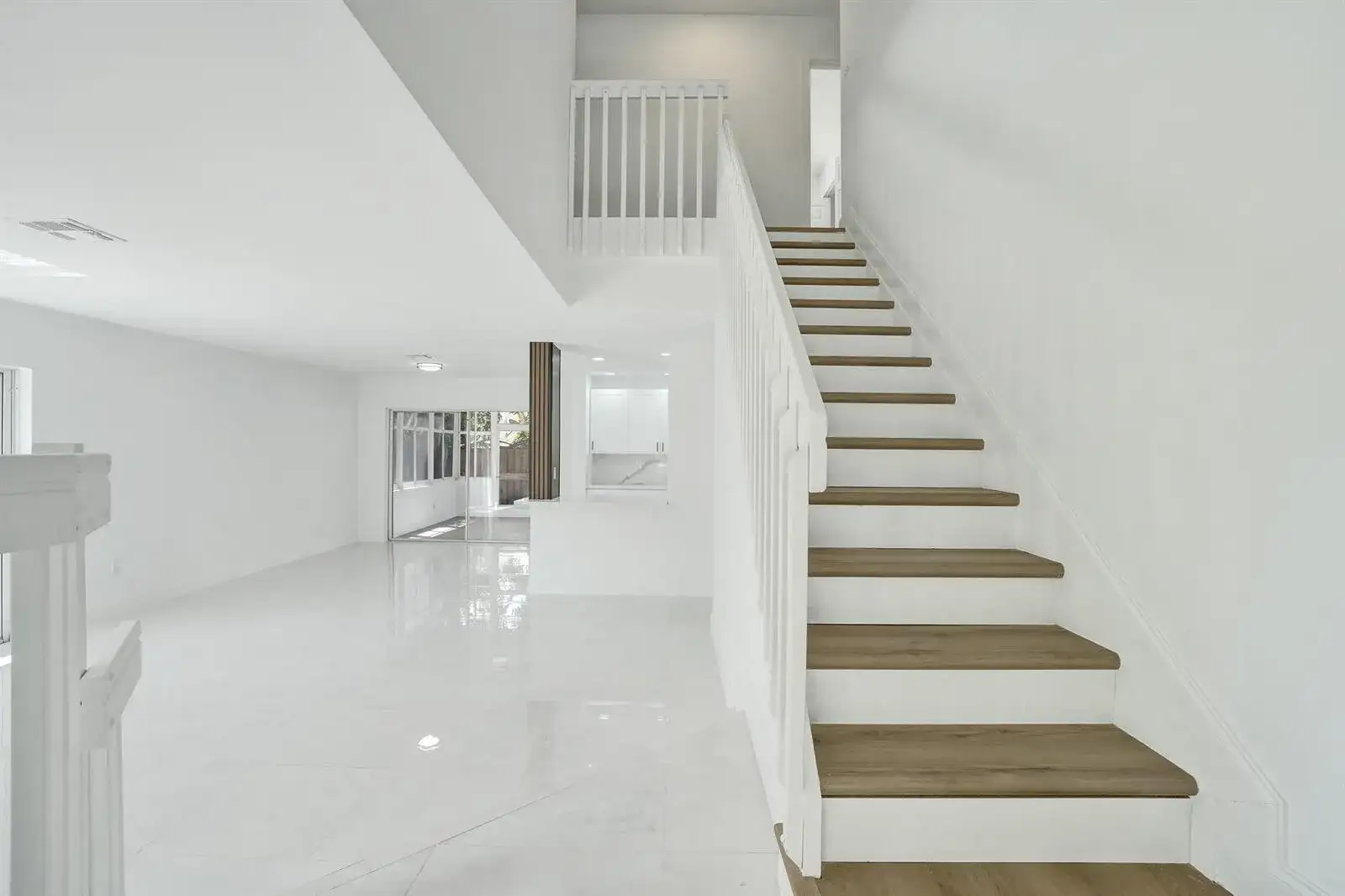 9740 SW 14TH Street, Pembroke Pines FL 33025 photo 3