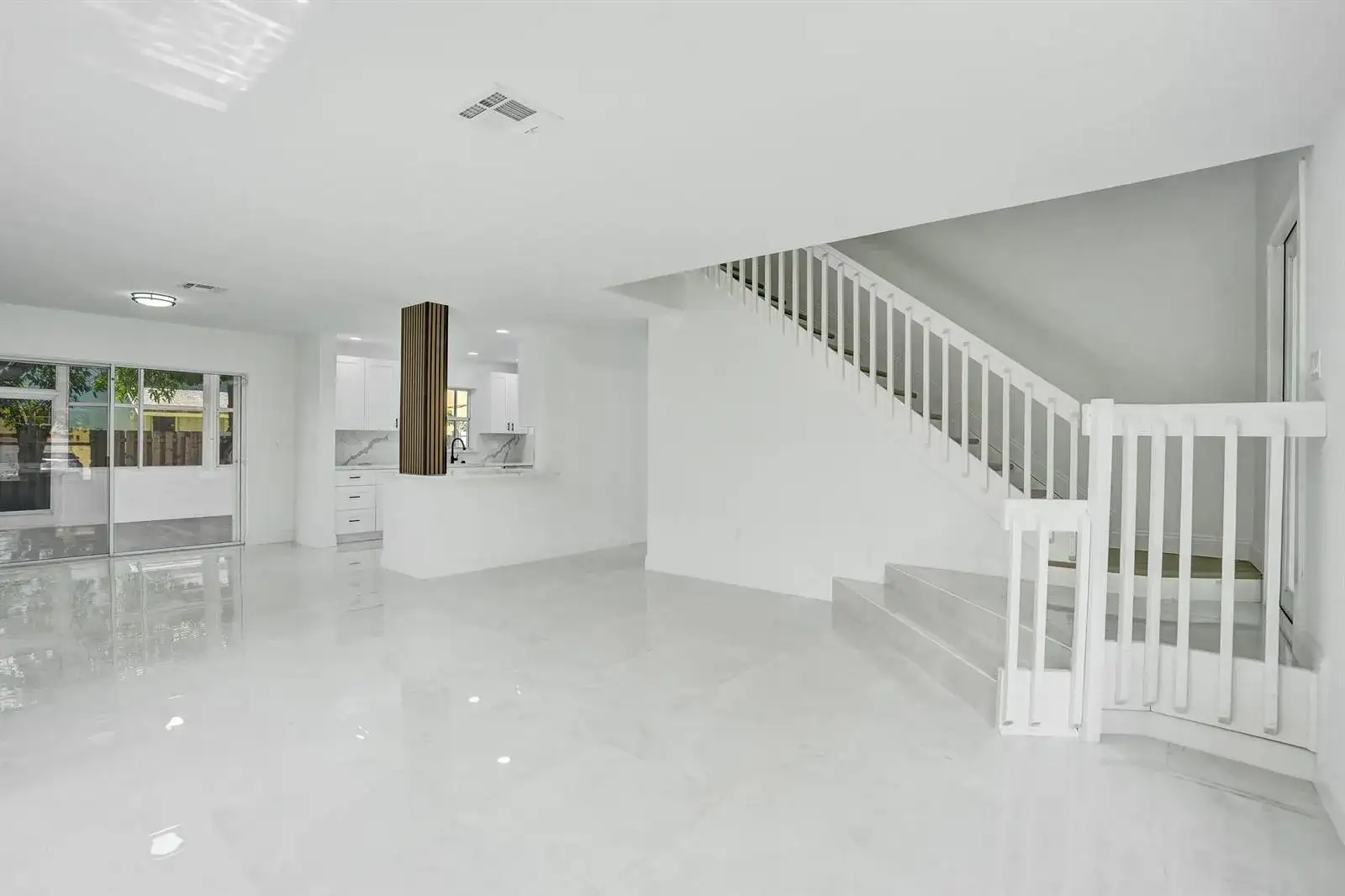 9740 SW 14TH Street, Pembroke Pines FL 33025 photo 5