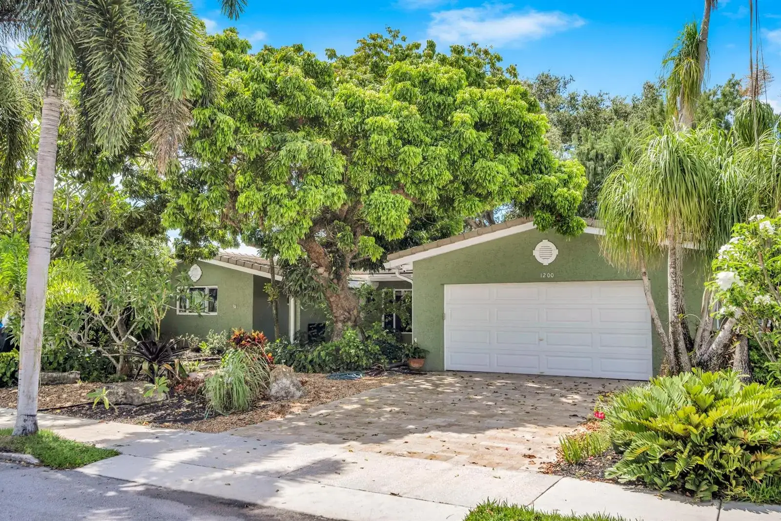 1200 Orange Isle, Fort Lauderdale FL 33315 photo 4