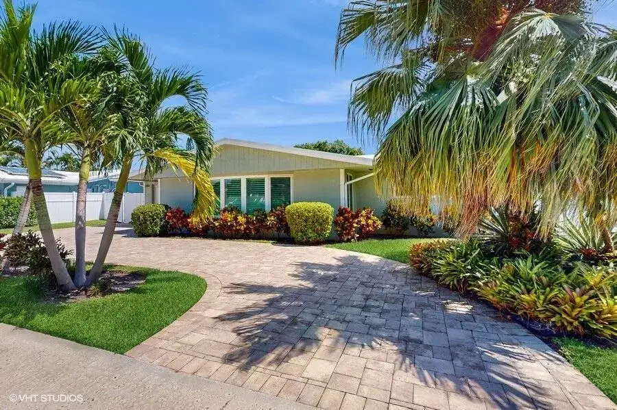 200 SW 6th Avenue, Boca Raton FL 33486 photo 3