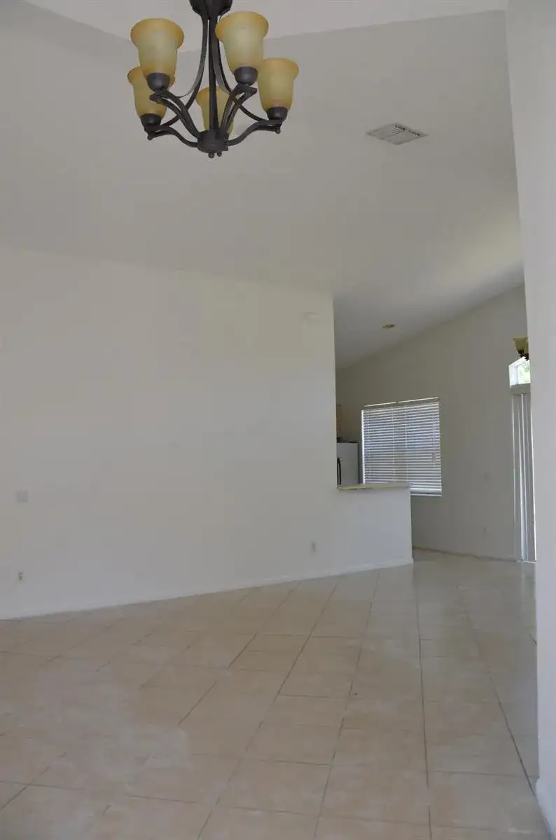 4106 NE 22ND Court, Homestead FL 33033 photo 3