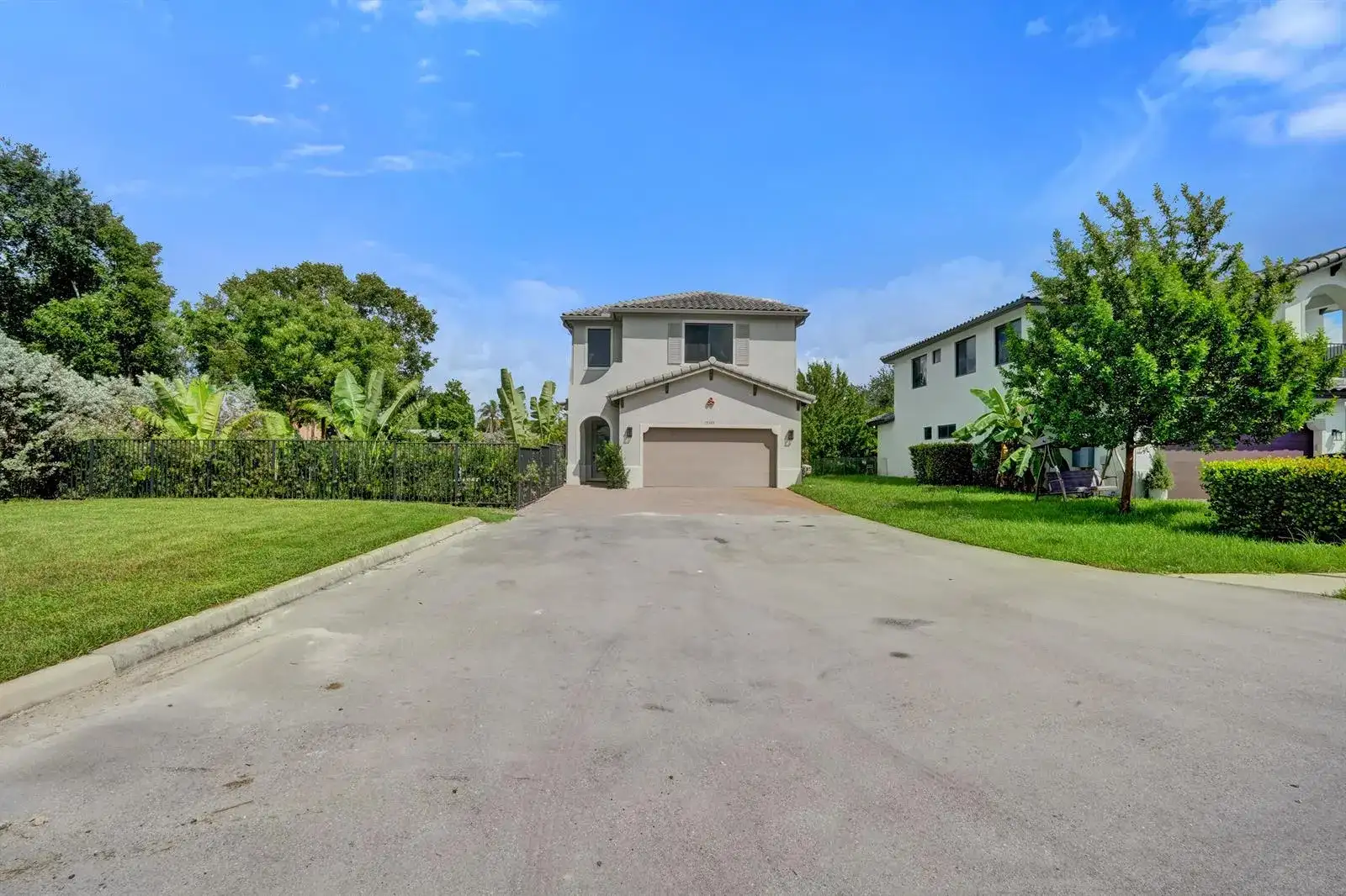 13145 Addilyn Court, Davie FL 33325 photo 2