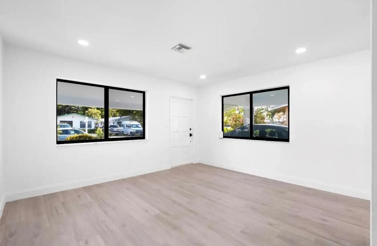 699 NE 40TH Street, Oakland Park FL 33334 photo 4