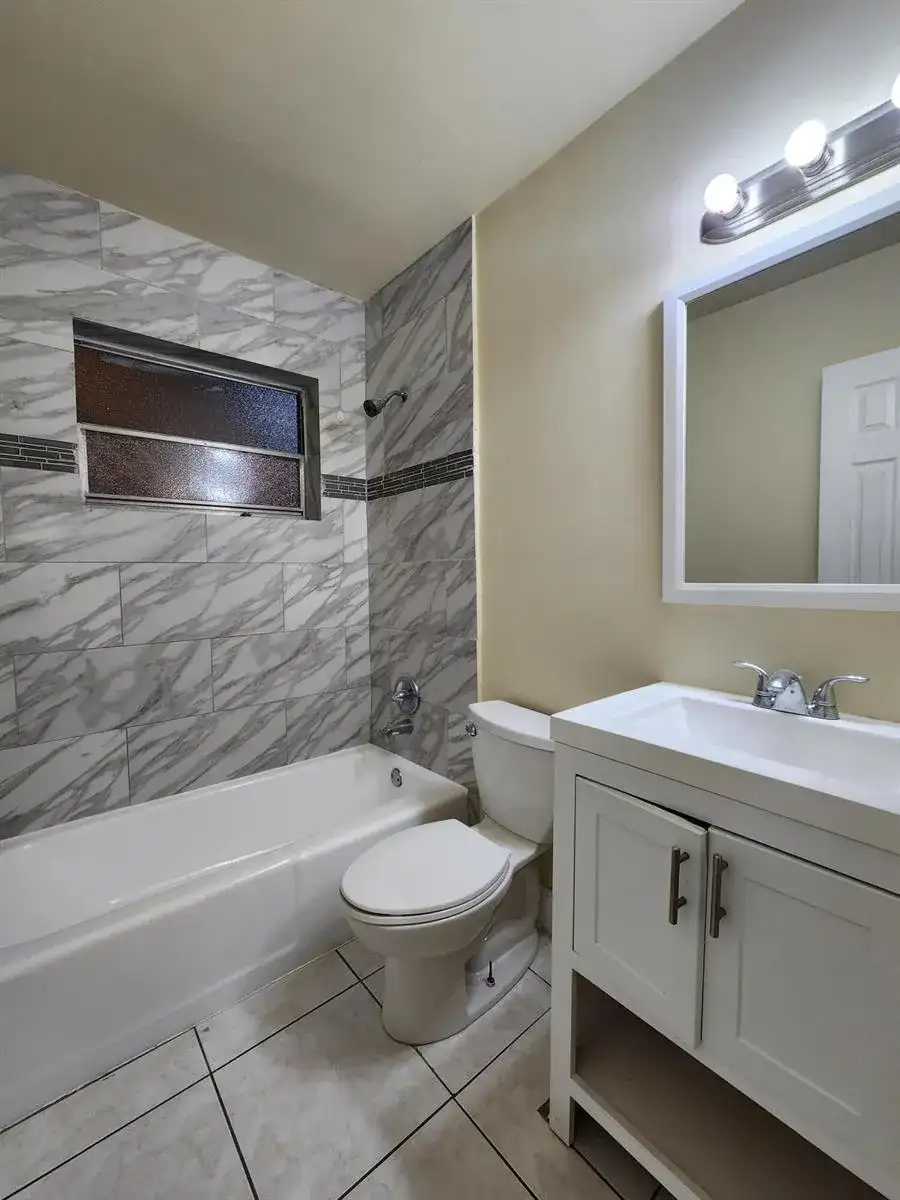 190 NE 40TH Street # 196, Oakland Park FL 33334 photo 4