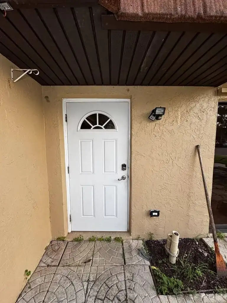 1302 NEBRASKA Avenue # 6A, Fort Pierce FL 34950 photo 2