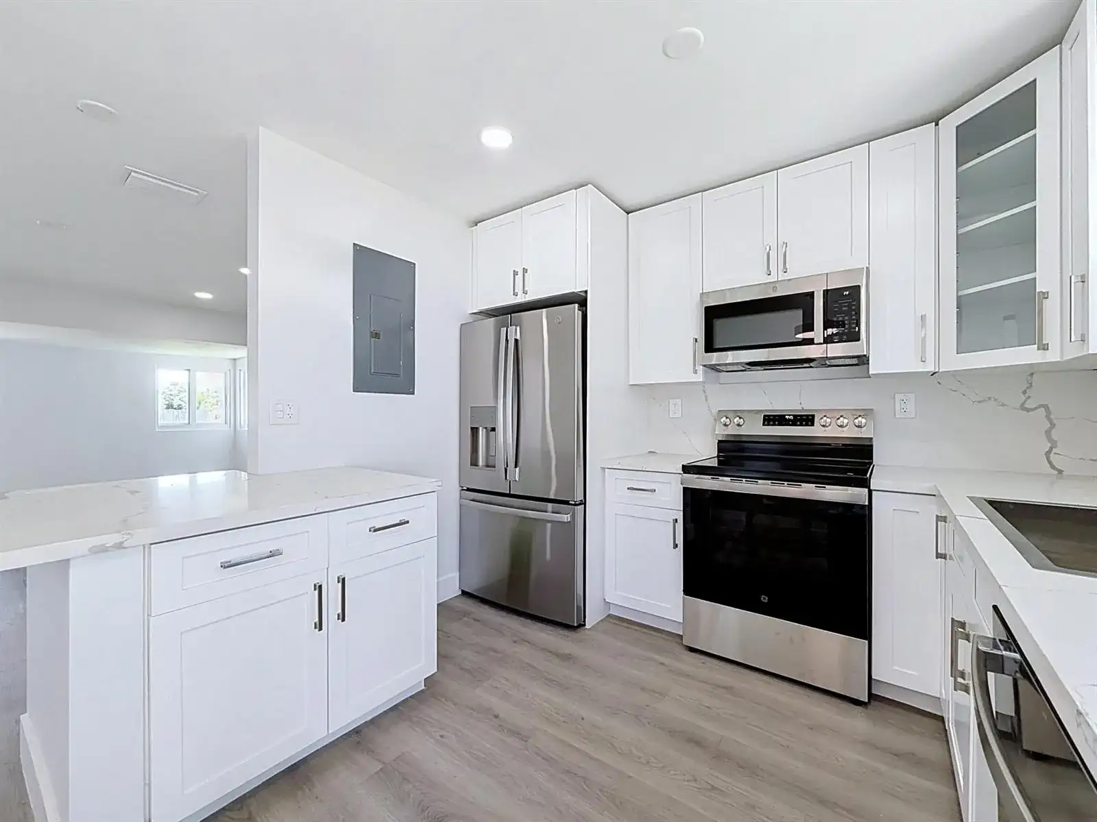 1441 SW 1ST Terrace, Deerfield Beach FL 33441 photo 4