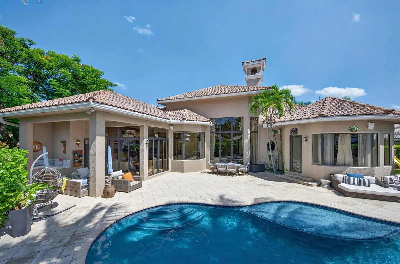 700 Cardinal Street, Plantation FL 33324 photo 2