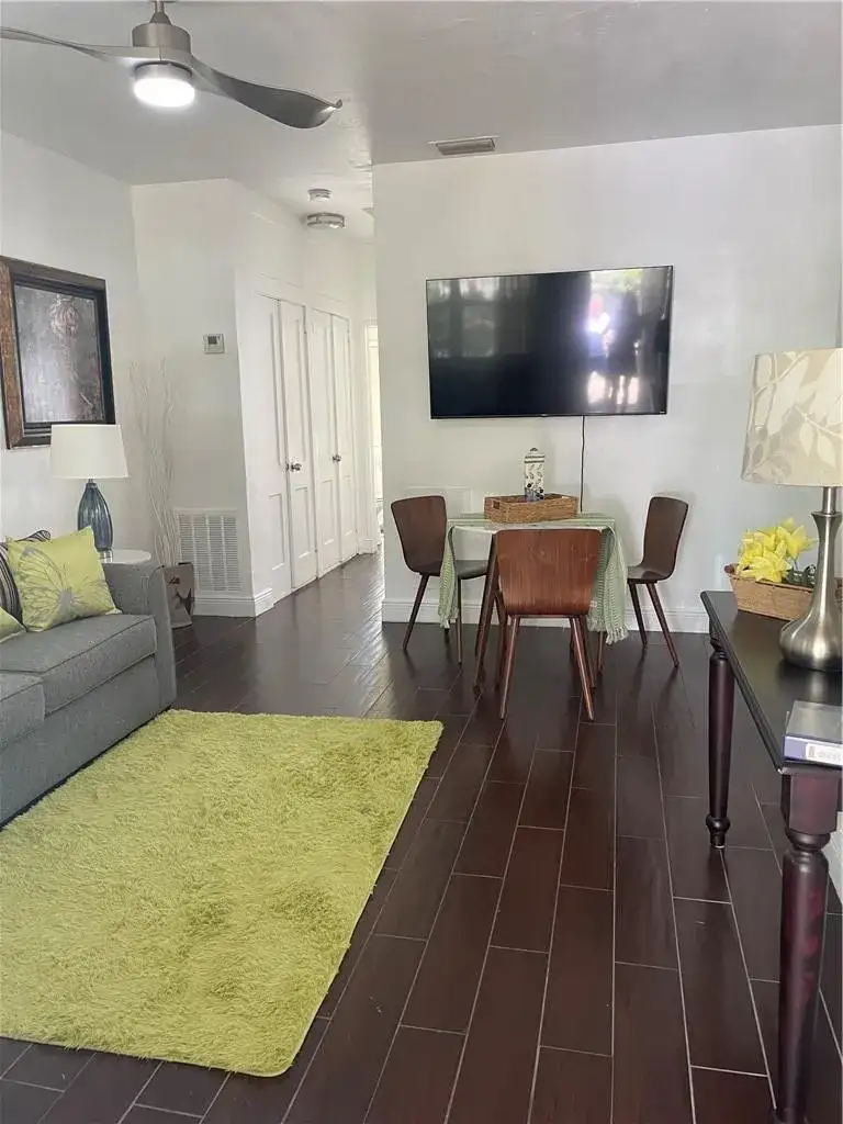 17 NE 9TH Avenue # 4, Fort Lauderdale FL 33301 photo 3