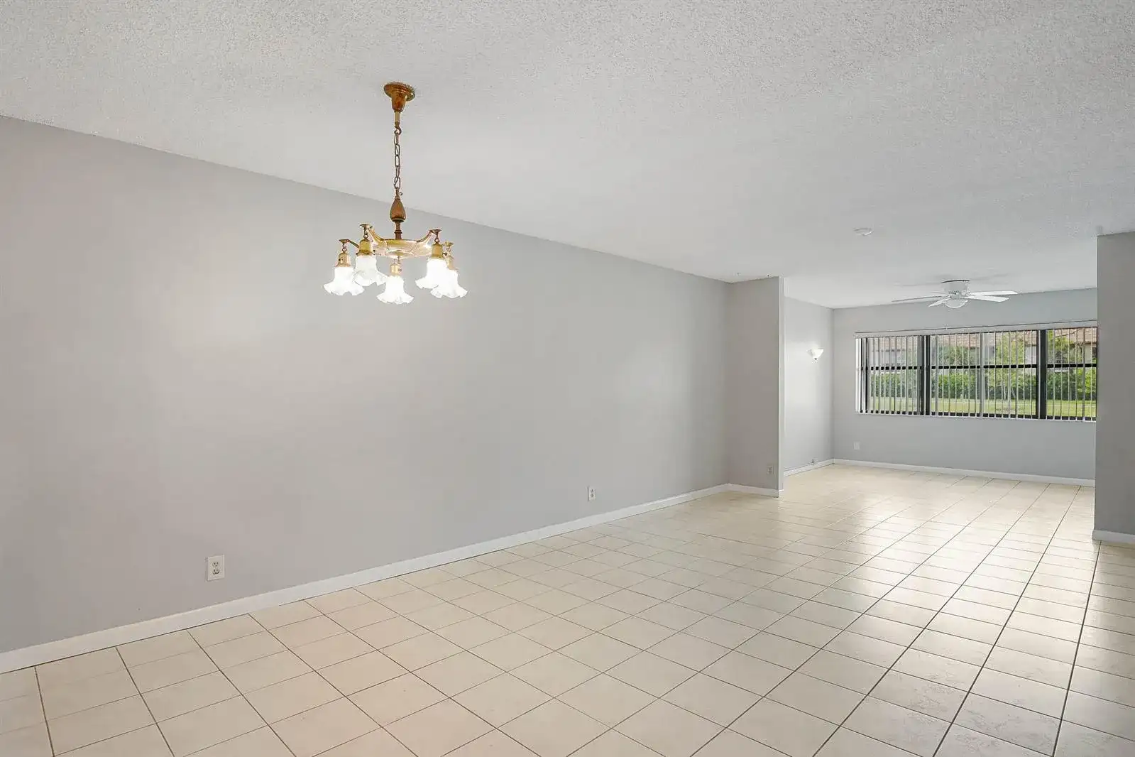 7593 TAHITI Lane # 106, Lake Worth FL 33467 photo 3