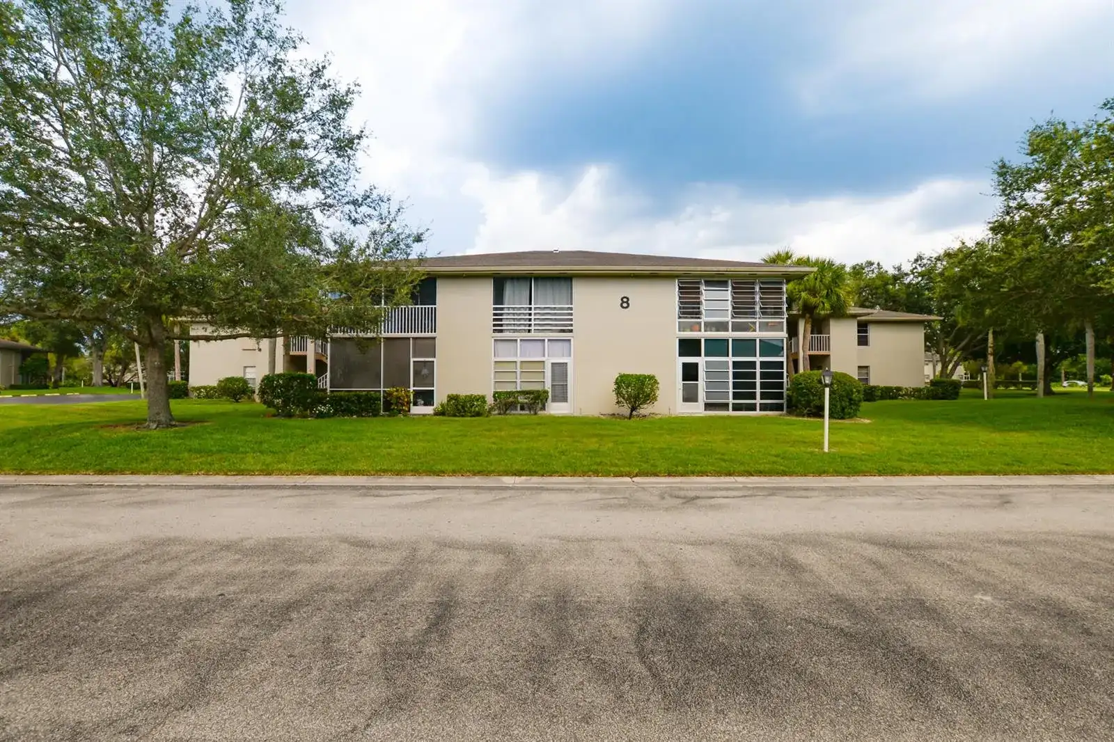 8 Lake Vista Trail, Port St. Lucie FL 34952 photo 3