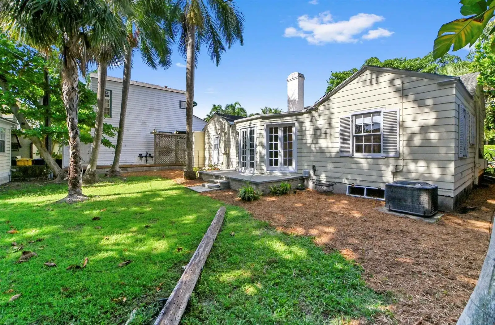 53 Palm Square, Delray Beach FL 33483 photo 3