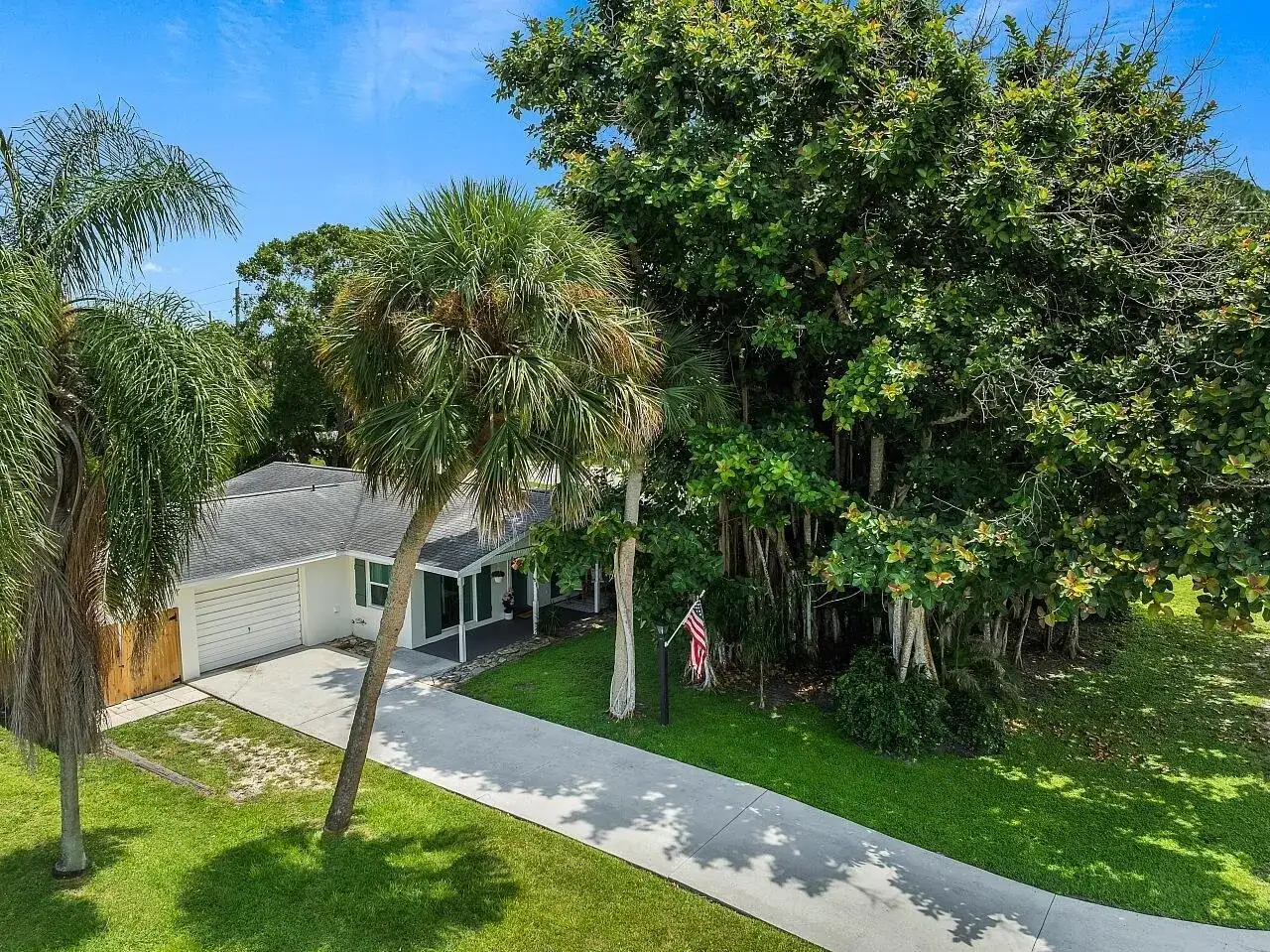1206 21ST Court, Vero Beach FL 32960 photo 2