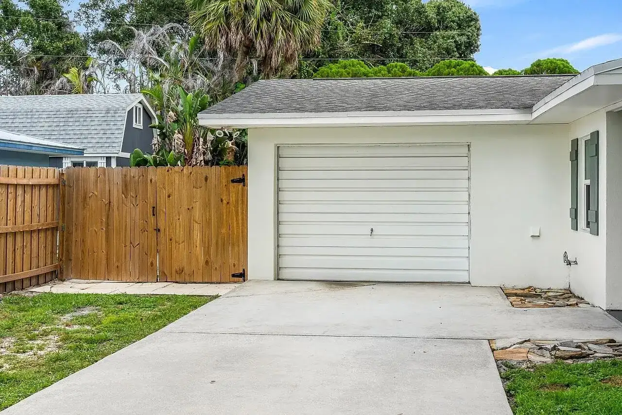 1206 21ST Court, Vero Beach FL 32960 photo 5