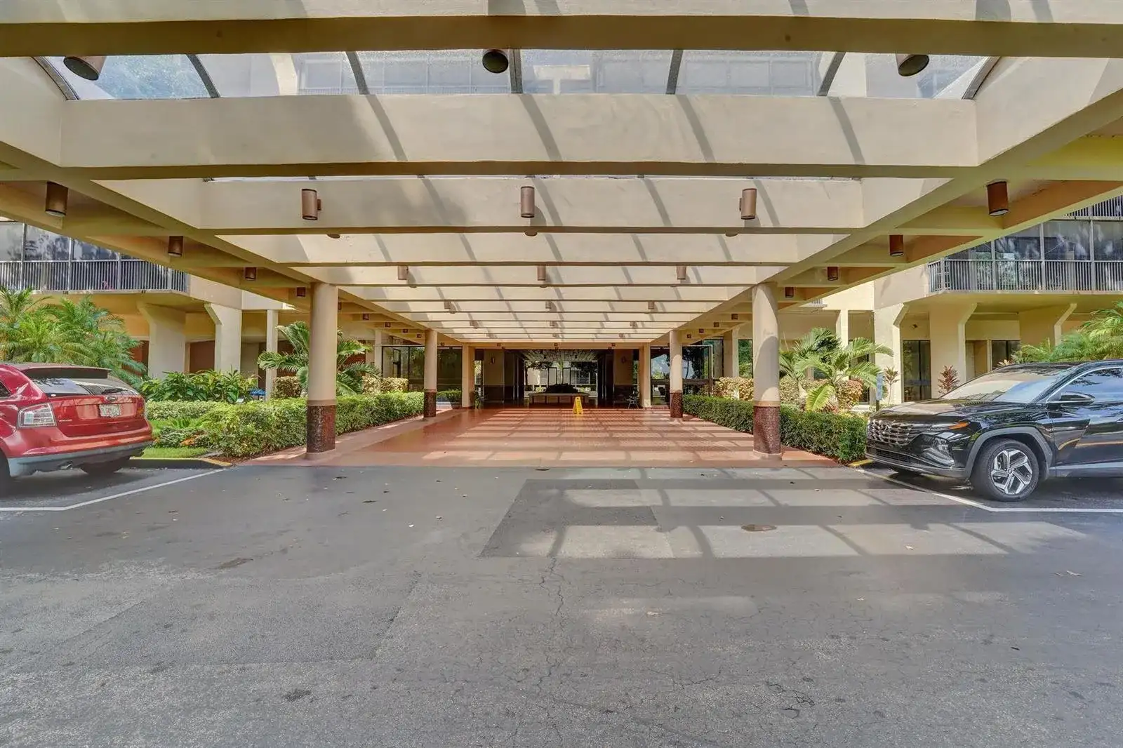 2802 N 46th Avenue # B318, Hollywood FL 33021 photo 2
