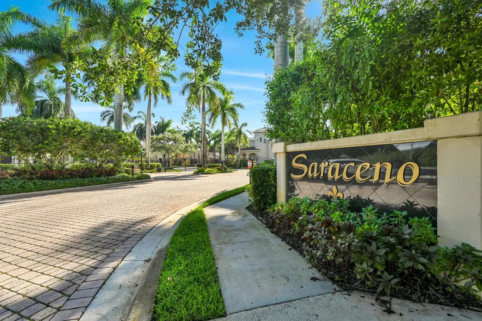 11695 NW 2ND Street, Plantation FL 33325 photo 2