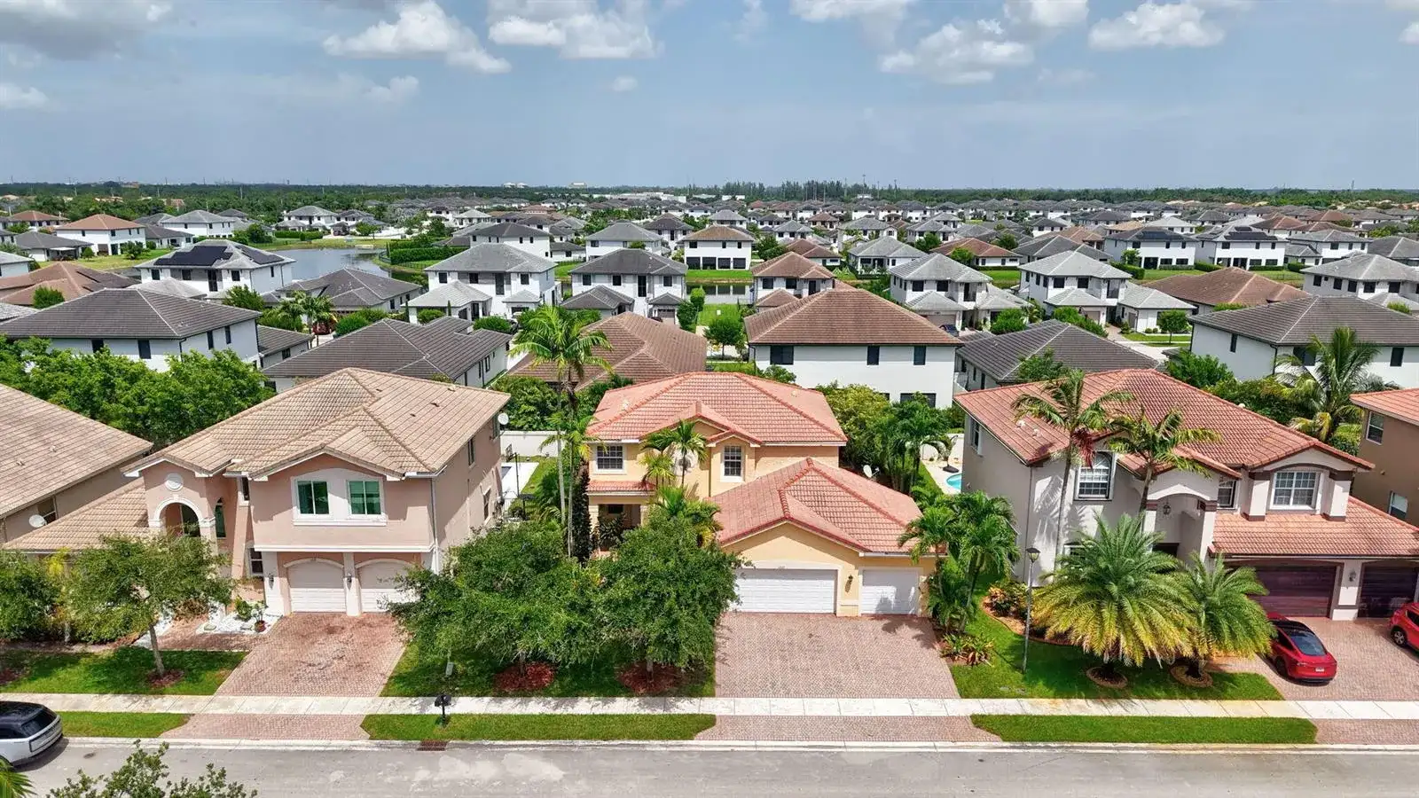 4225 SW 179TH Way, Miramar FL 33029 photo 2