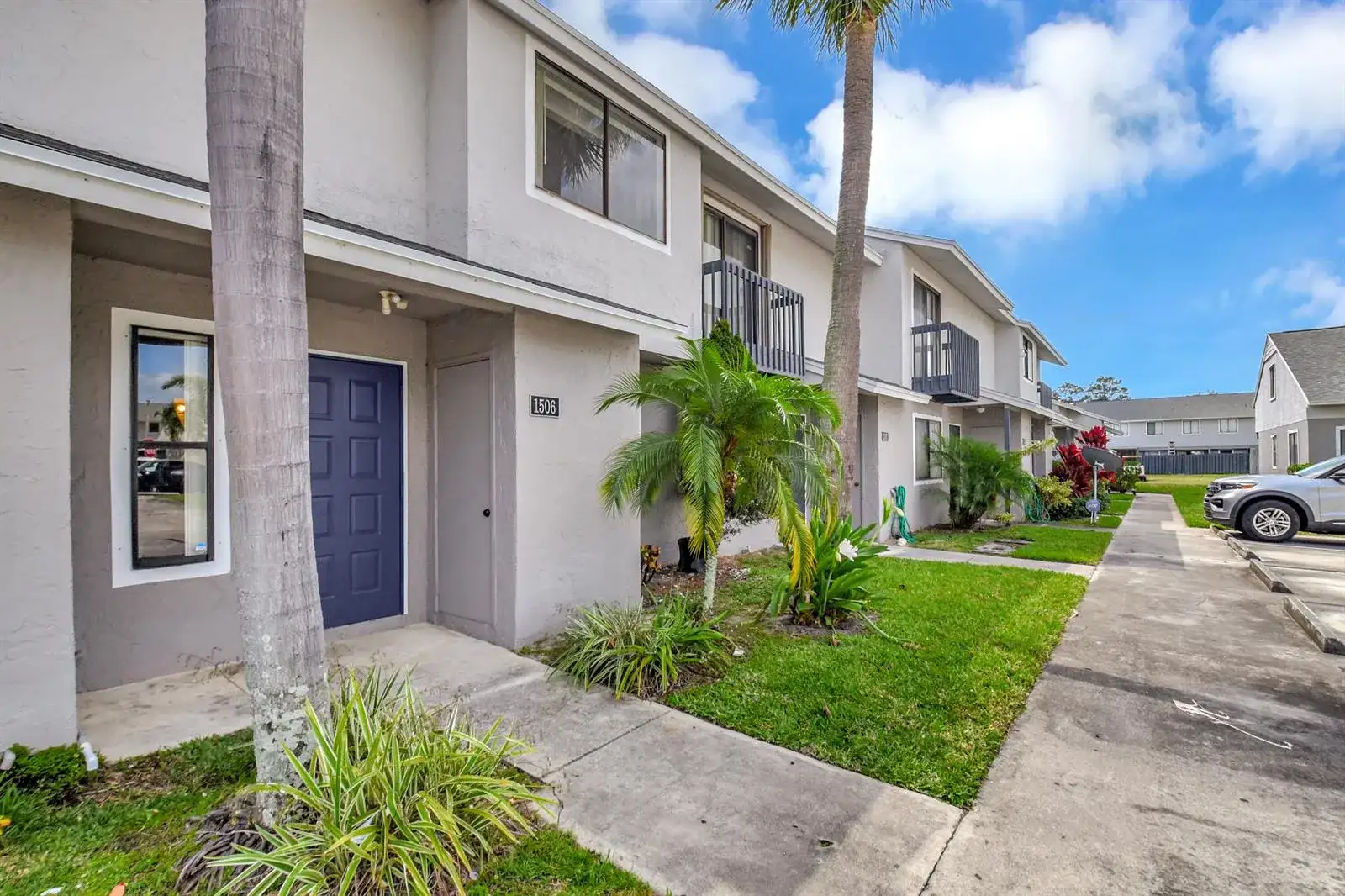 1506 WHARF Lane # 1506, FL 33463 photo 3