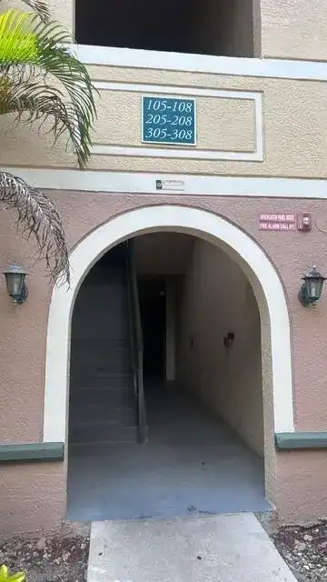 2544 CENTERGATE Drive # 208, Miramar FL 33025 photo 2
