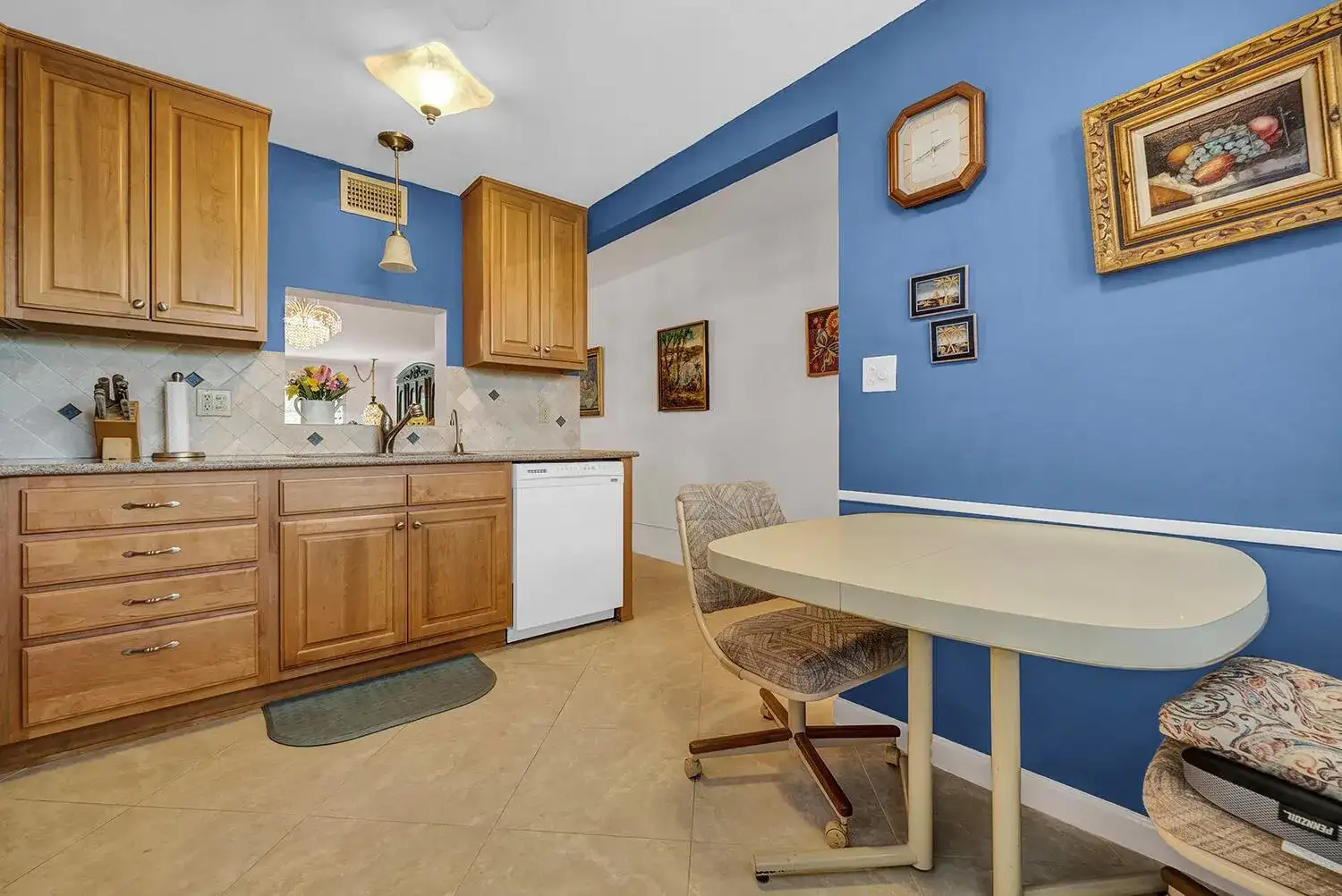 2202 LUCAYA Bend # C3, Coconut Creek FL 33066 photo 2