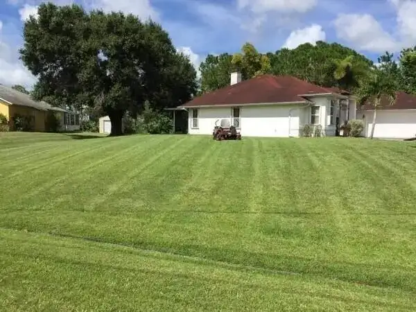 3217 SE Quay Street, Port St. Lucie FL 34984 photo 3