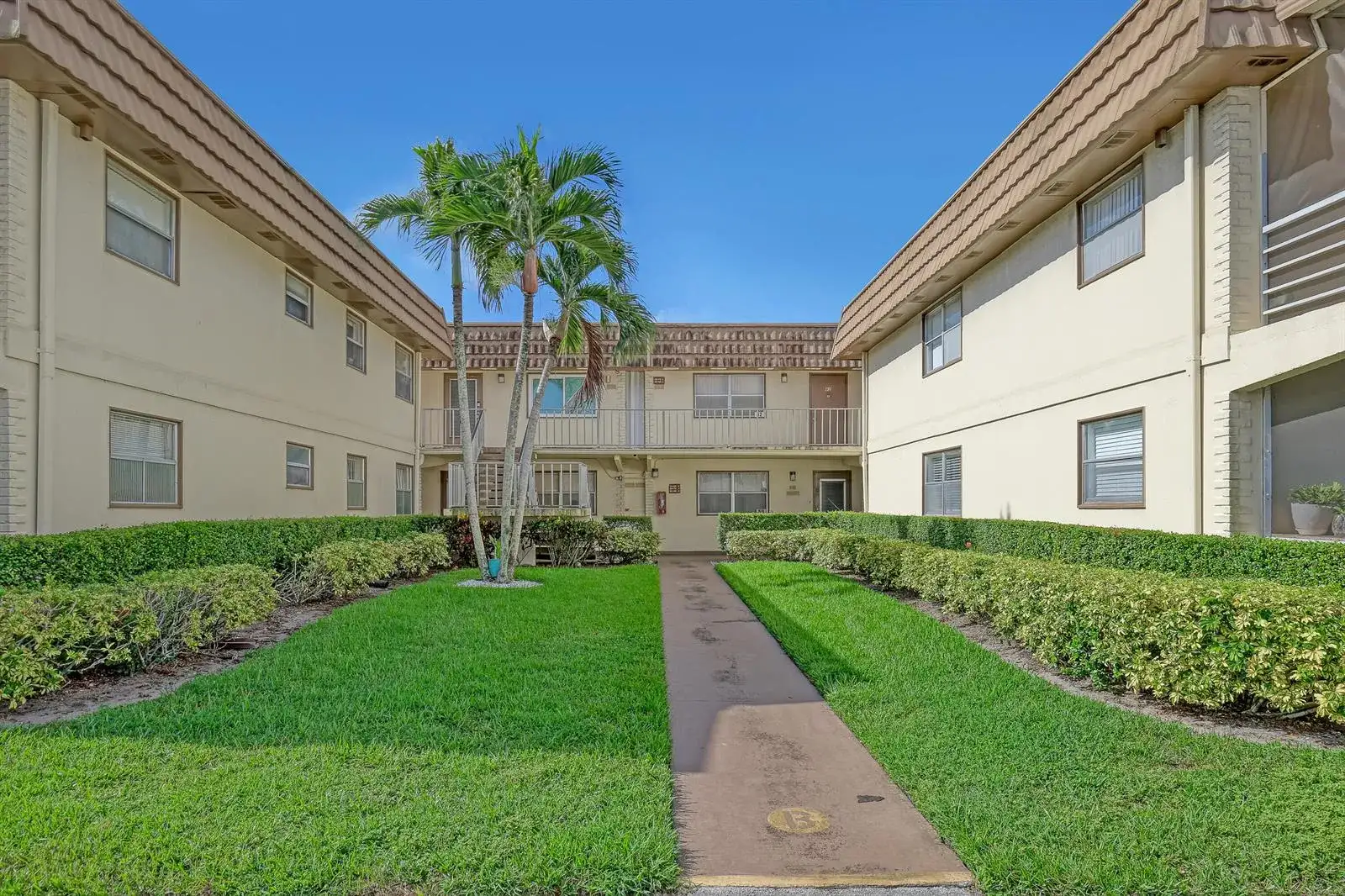 81 SAXONY B # 81, Delray Beach FL 33446 photo 4