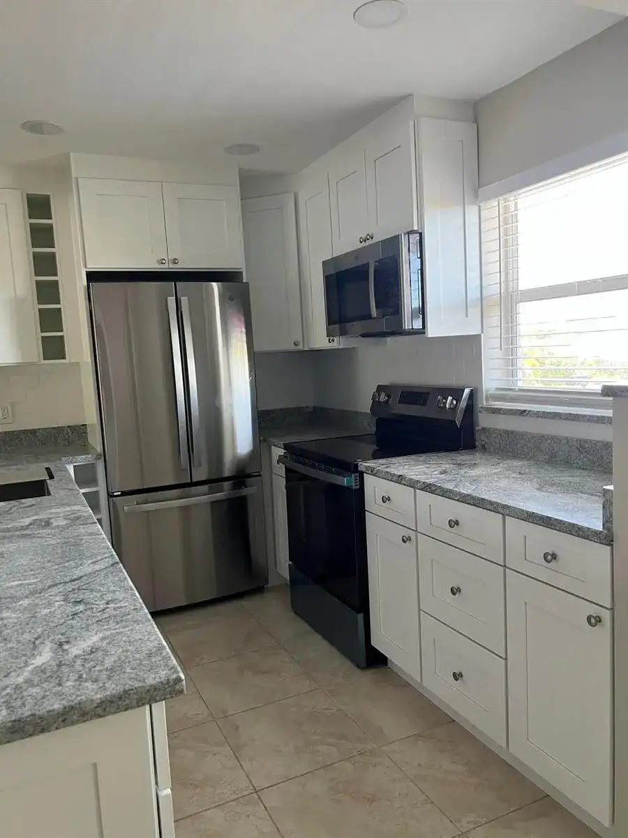 230 NE 26th Avenue # 207, Boynton Beach FL 33435 photo 4