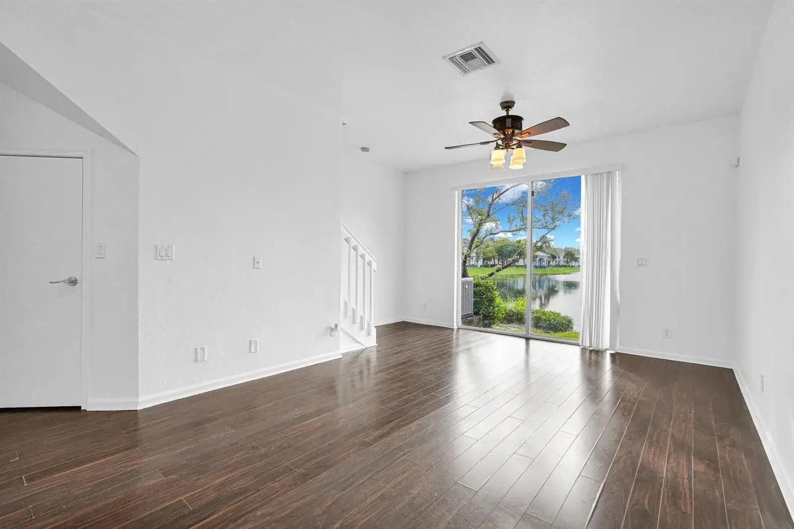 1427 NW 34th Way, Lauderhill FL 33311 photo 2