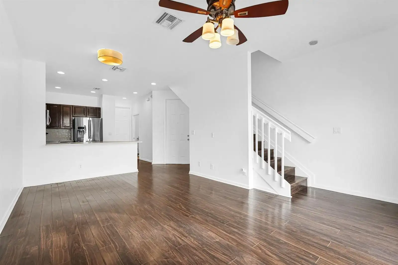 1427 NW 34th Way, Lauderhill FL 33311 photo 4