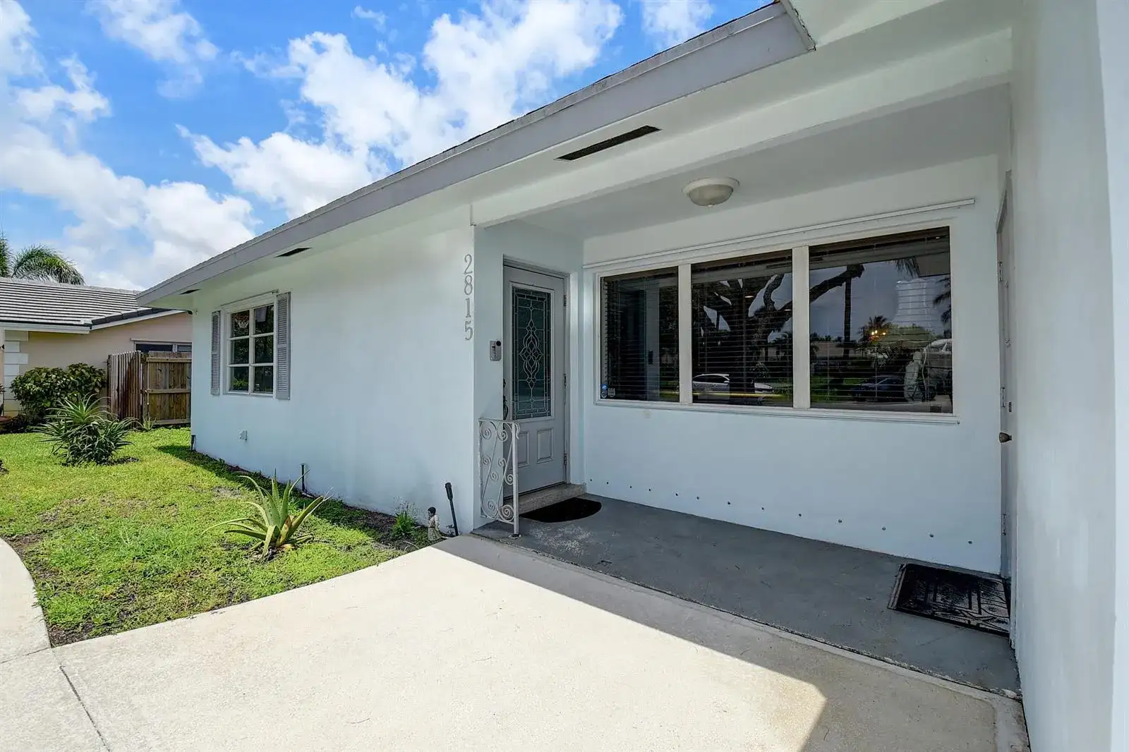 2815 SW 9th Street, Boynton Beach FL 33435 photo 4