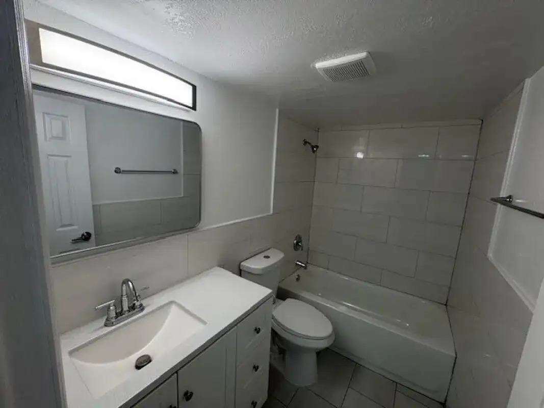 3810 SW 60th Avenue, Davie FL 33314 photo 2