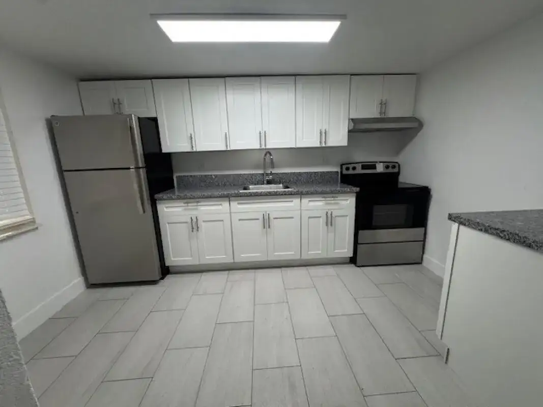 3810 SW 60th Avenue, Davie FL 33314 photo 3