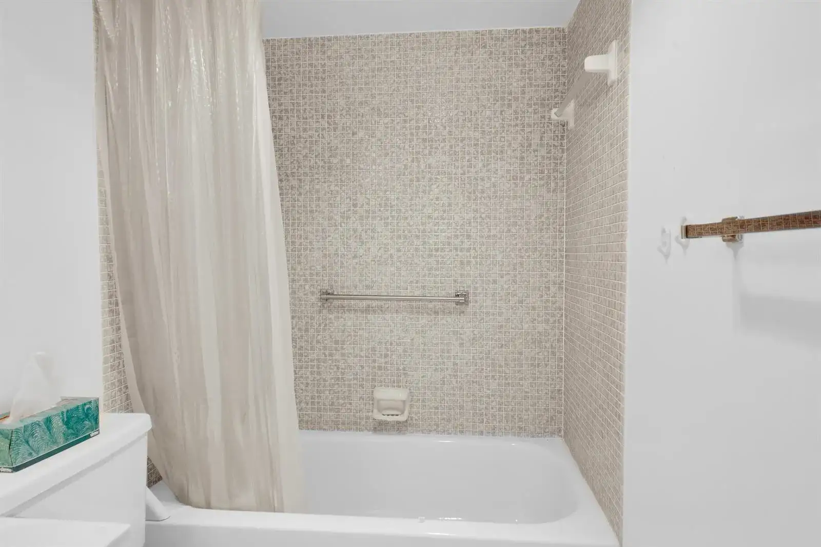 250 RICHMOND F # 250, Deerfield Beach FL 33442 photo 4